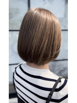 ヘアーデザイン ビビッドリンク(HAIR DESIGN VIVID link) ミルクティーベージュ