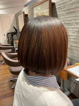 アミカ シーモール店(Amica) 前下がりボブ