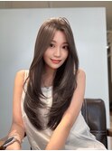 透明感オリーブベージュ×小顔レイヤーカット