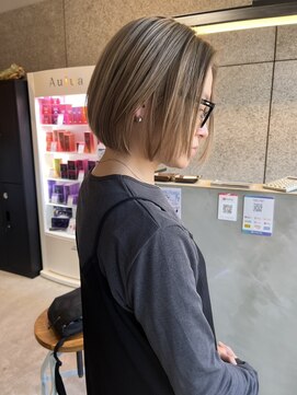 【札幌白石】グラボブ/ホワイトベージュ/ダブルカラー