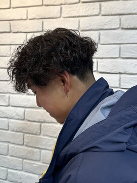 カスタード(Custard ushiwakamaru) ツイストパーマ