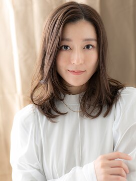 カバーヘアアンドスパ ブリス 浦和(COVER HAIR&SPA bliss) ミルクグレージュくびれレイヤーかきあげミディアム30代40代X