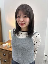 シー(thee)&nbsp;透明感グレー