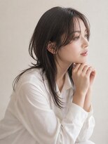 コク(koku) 黒髪でも涼しい軽めレイヤー×ナチュラルストレートヘア