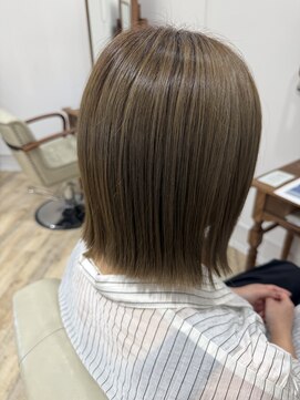 シアリー(SHEERIE) ダブルカラーで作るアッシュベージュ