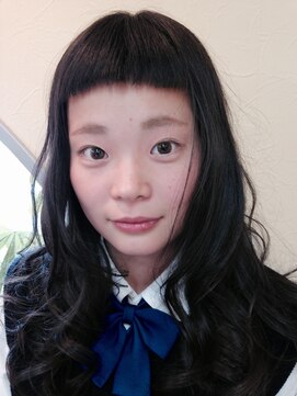 アカラ(AKALA) 超短め☆パッツンバング♪