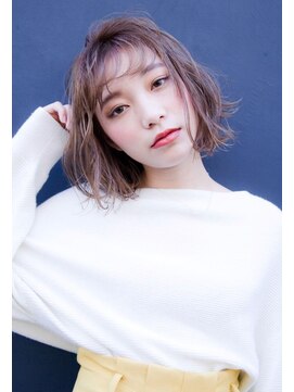 エイミー(Aimee) Aimee 小顔、無造作グレージュ3Dカラーボブ