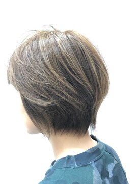 ユキオ オブ ヘアー(YUKIO of Hair) 《yukio 王子本店》大人かわいい小顔ひし形ショートボブショート