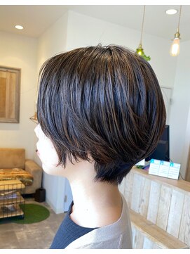 ヘアー テクニカ(hair Technica) 広瀬オススメ「黒髮に極細ハイライトカラー・ショートボブ編」