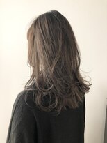 ロニカ 銀座(LOuNICA)&nbsp;ココアベージュ　ハイライトカラー　くびれレイヤー　グレージュ