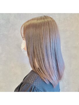 フィオーラ(Fiora) 【Fiora大森】軽めなピンクベージュロブ