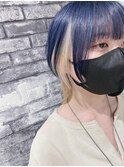 ブルーシルバーホワイトインナーカラーショートウルフマッシュ