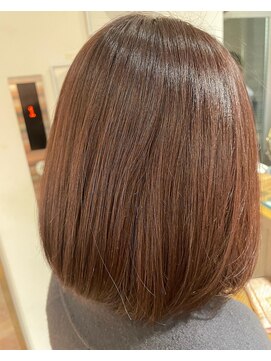 エクリ 麻布十番(equri) systemトリ―メントでツヤツヤ髪に　20代30代40代