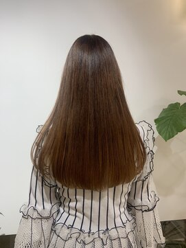 フローリス(Floris) ストレートロング