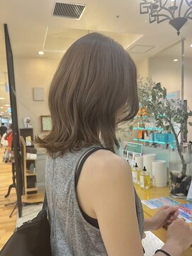 シャンプーボーイ セントラル 博多(SHAMPOO BOY central) ミディアムスタイル