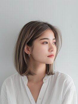 カフーヘアー 本店(Cafu hair)の写真/”より小顔に”カットだけで印象を変える☆顔周りを彩る小顔バングで、どこから見ても可愛いスタイルに！