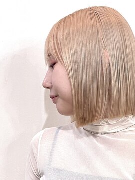 シャロン(SHARON) 【SHARON】ハイトーンボブ×ミルクティーカラー