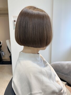 セルン(cerne) ナチュラルボブミニボブ前下がりボブショートボブ30代40代