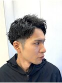 メンズショートビジネスツーブロックパーマバーバー理容室黒髪