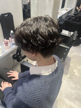 メルティエ(Mertie) 緩め波巻きパーマ