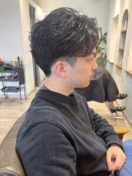 メルト 吉祥寺(melt) 【早坂駆留】似合わせカット毛流れフェザーパーマ刈り上げ