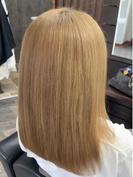 エムアンドティー(M&T)の写真/【熊本/菊池】大人女性必見◇経験豊富なスタイリストが、くせや髪質を見極めてしっかりアドバイス！