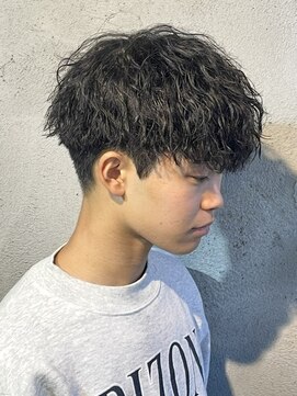 ニアウ 高崎店(Niau) メンズマッシュ縦落ちツイストスパイラルパーマ群馬高崎眉毛韓国