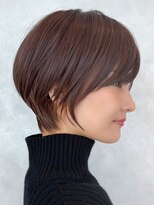 表参道白髪ぼかしウルフショートカットベージュアッシュ30代40代