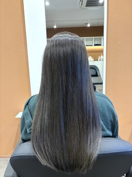 ロング×アッシュカラー