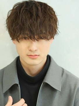コンフィデンス メンズヘアー(confidence MEN'S HAIR) ツイストスパイラルパーマ マッシュ メンズパーマ