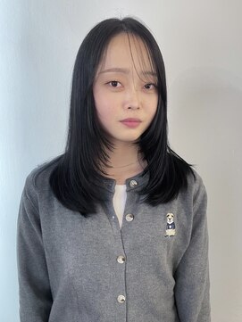 ワゴンヘアー(wagon hair) layer cut