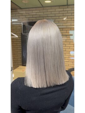 ラフ 難波店(LAFF) バレイヤージュ/シャドウルーツ/ハイライト/レイヤーカット