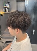 ツイストパーマ１ヶ月後の無造作ラフマッシュ