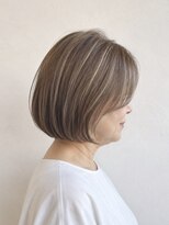 ウル(ulu)&nbsp;白髪ボカシハイライト　ショートボブ　５０代６０代　名東区