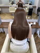 ファム(Fann.)&nbsp;髪質改善 ストレート 神戸三宮元町 艶髪 ロング トリートメント