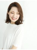 耳かけ無造作ルーズミディ２　BY Yamaki Ayako