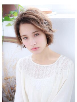 アリモ ヘアーアンドアイラッシュ(arimo hair&eyelash) ふんわり大人ショート