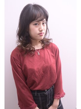 ロアール 上小田井(LOAOL KAMIOTAI) フェミニンカール