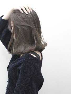 ロッカヘアエジェ(ROCCA hair eje.) 切りっぱ外ハネ◎フォギーベージュ
