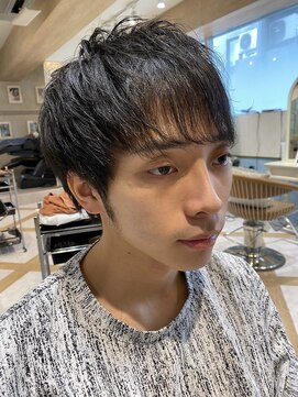 ロンド ストラーダ 心斎橋(Lond strada) 韓国マッシュ 刈り上げスキンフェード コンマヘア