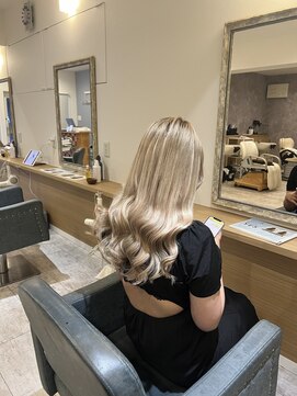 ヘアスタジオ マテリアル(hair studio Material) #ブリーチ#髪質改善#エクステ#ダブルカラー#学割U24#ヘアセット