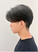 清潔感×色気◎刈り上げセンターパートスタイル
