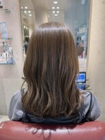 エム インターナショナル 春日部本店(EMU international)&nbsp;オリーブベージュでつくる大人の抜け感ヘア