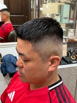 ルドローブラントオオサカ(LUDLOW BLUNT Osaka)&nbsp;【LUDLOW　BLUNT】フェードカット　バーバーヘア