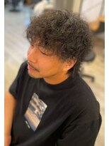 シークレットミラーズ(SECRET MIRRORS)&nbsp;メンズウルフ×パーマスタイル