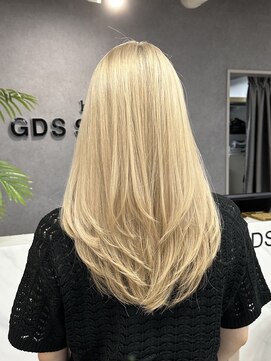 ジーディーエス(GDS) 大人気レイヤー×ホワイトブロンド