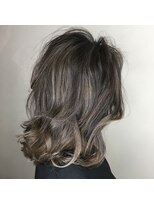 モニュメント(Monument)&nbsp;バレイヤージュ風重軽スタイル