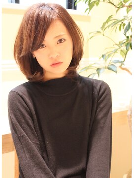 レウナ 外苑前(Reuna) 30代40代に人気大人可愛いワンカールミディアム