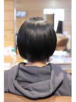 カシュカシュヘア(Cache-Cache hair)&nbsp;縮毛矯正もかけてロングからショートボブに。
