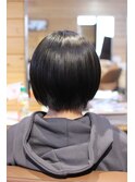 縮毛矯正もかけてロングからショートボブに。